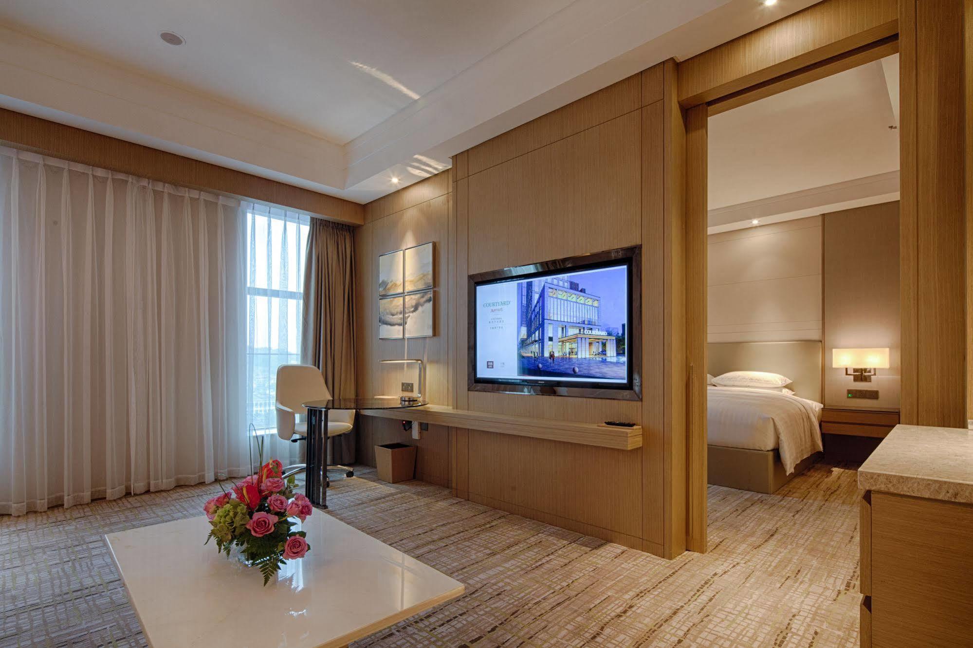 Courtyard By Marriott Xinchang Exterior foto